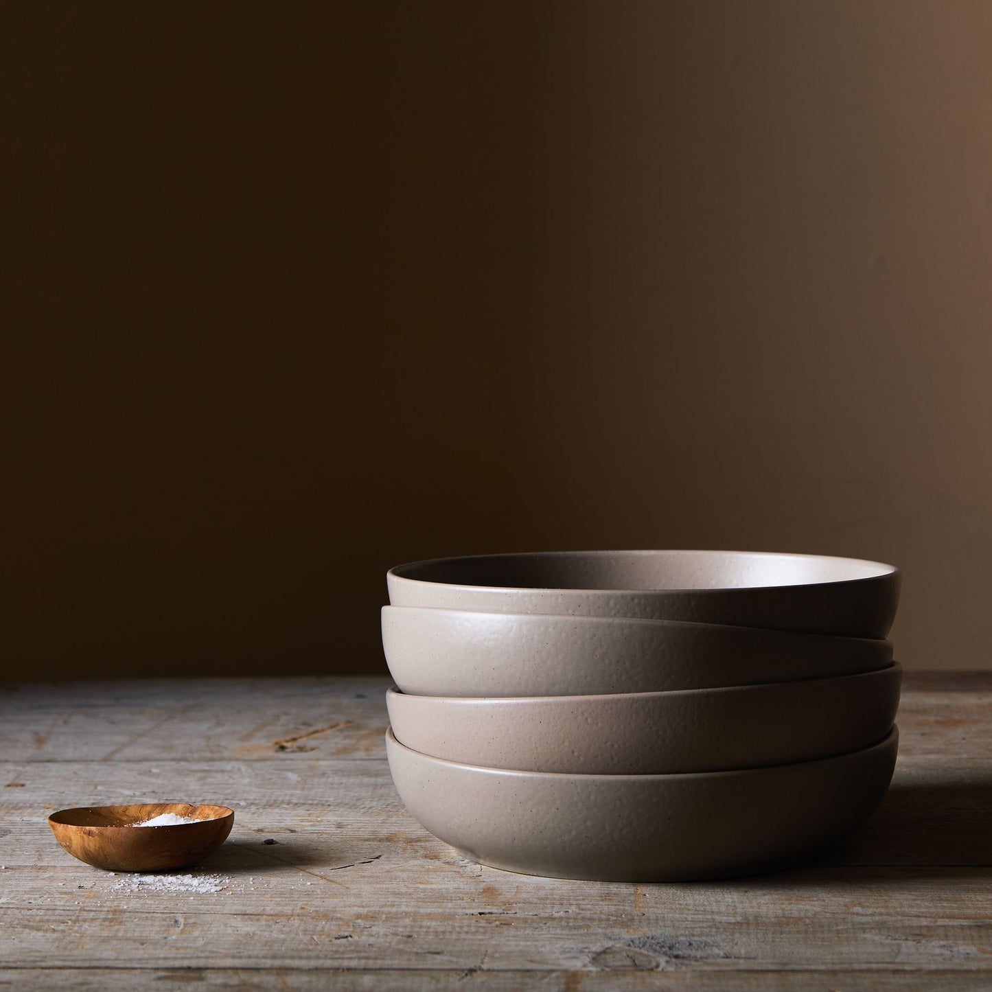 Modern Classic Ceramic Dinnerware