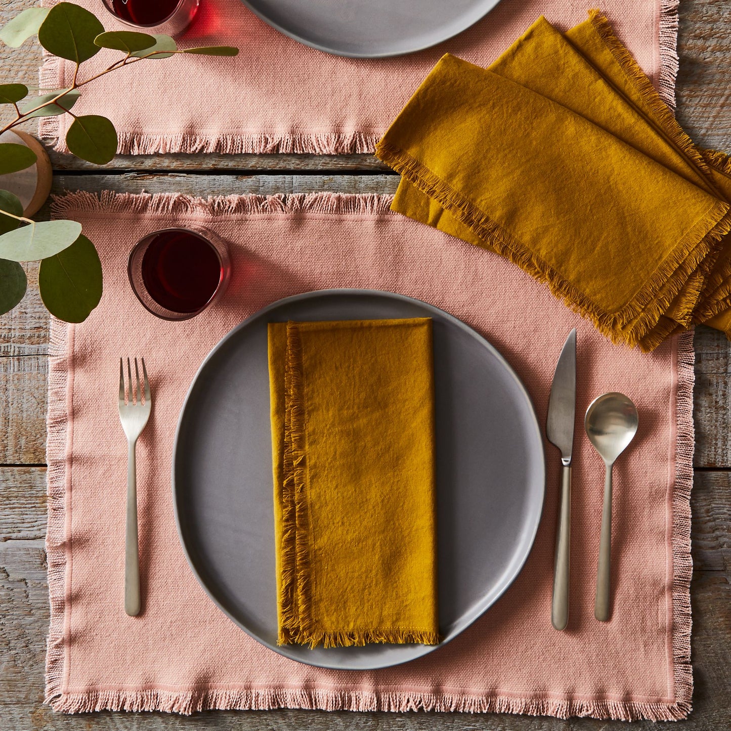Linea Italian Flatware Sets