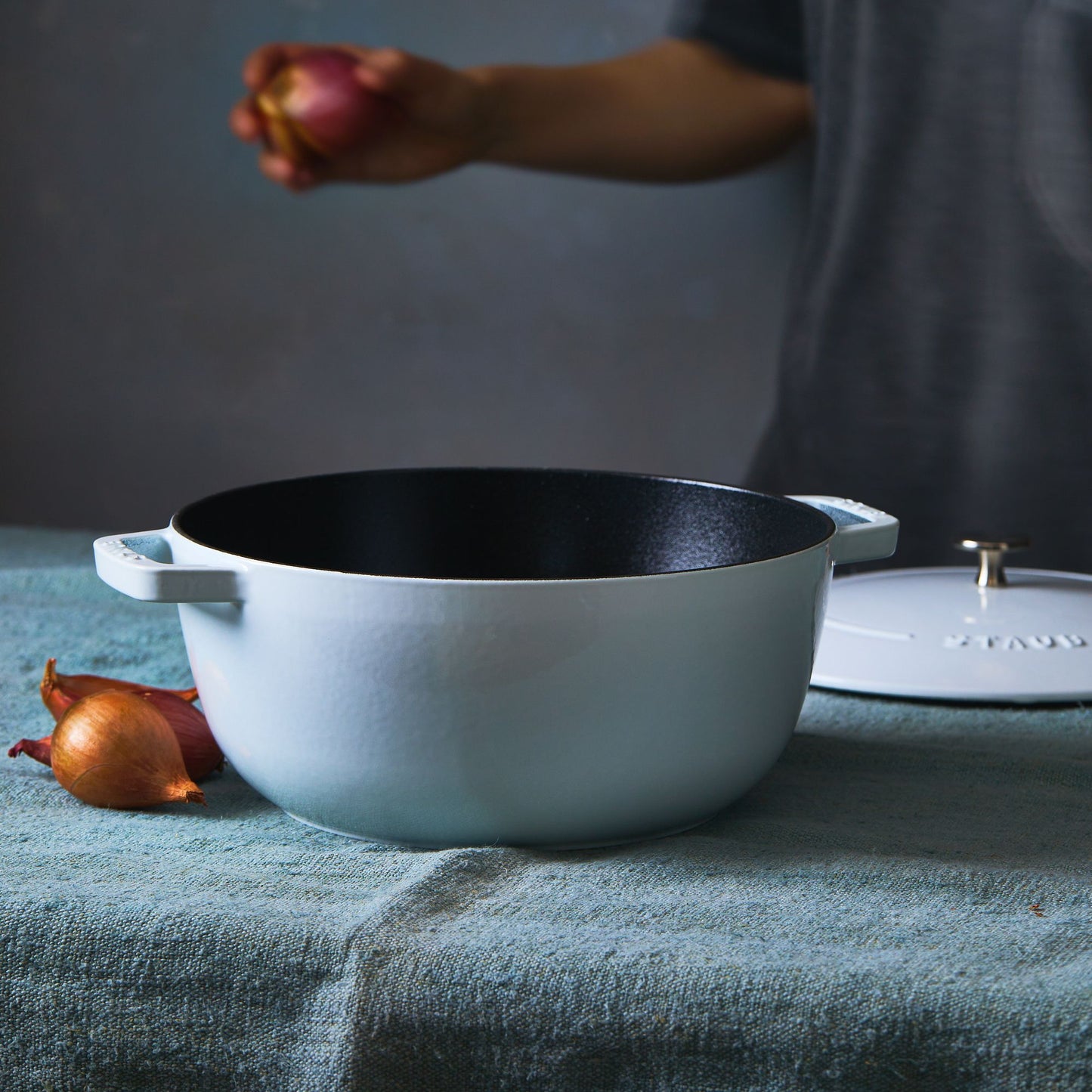 Staub Essential French Oven, 5QT