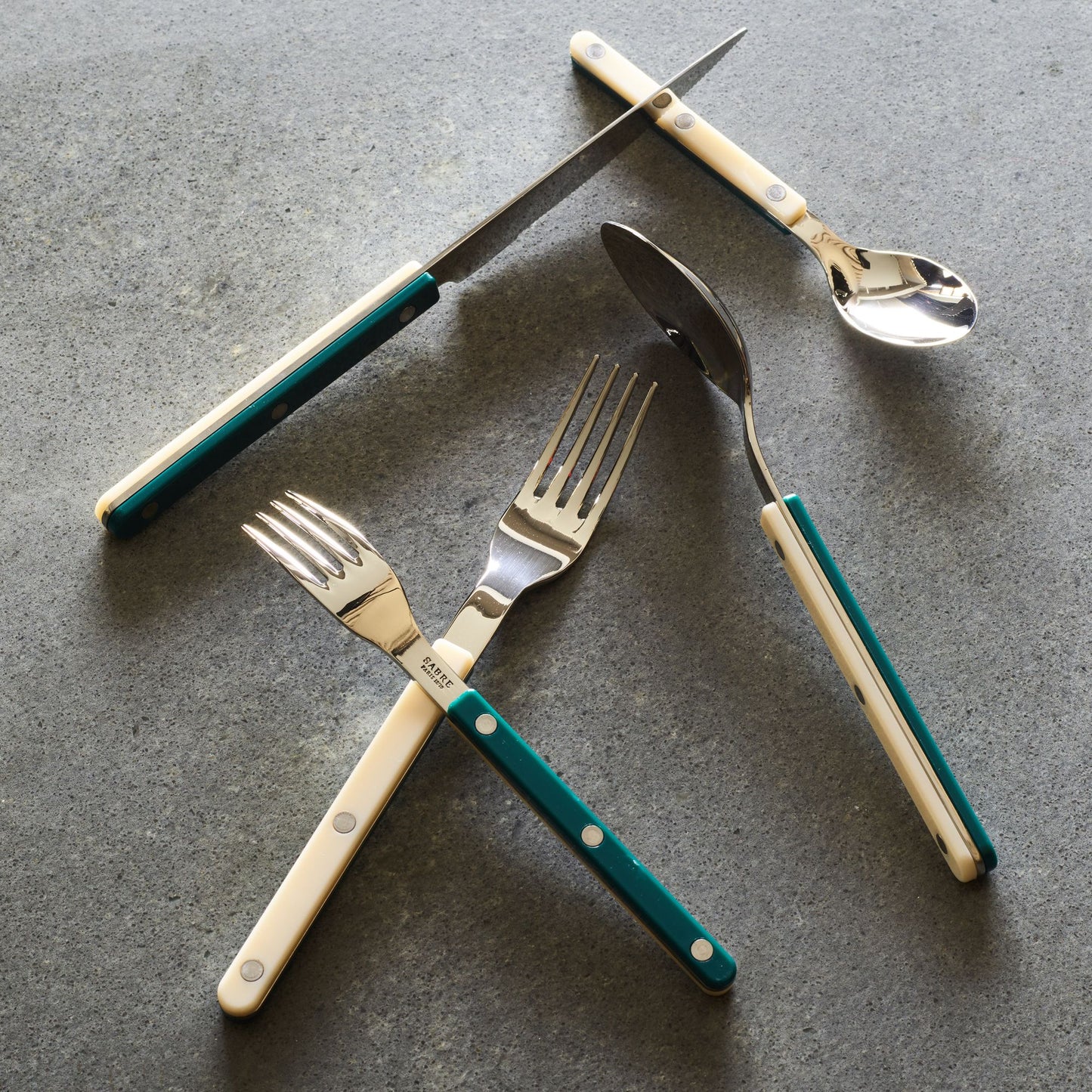 Bistrot Shiny-Finish French Flatware