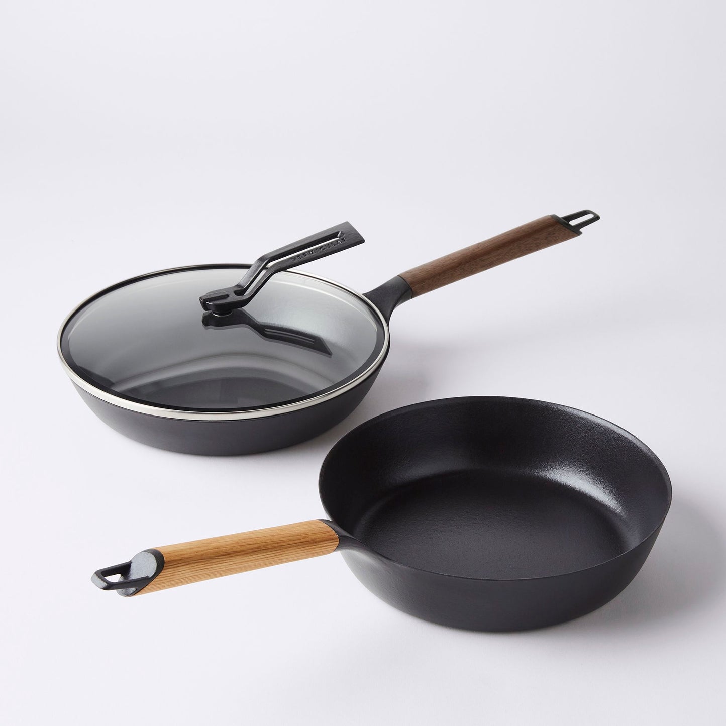 Vermicular Lightweight Japanese Cast-Iron Frying Pan