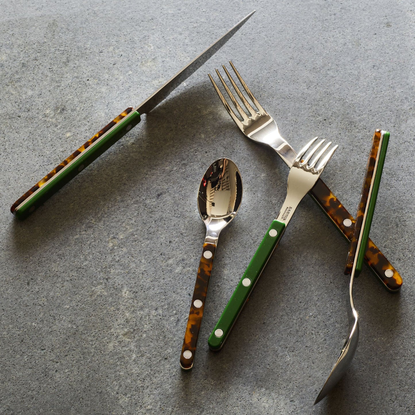 Bistrot Shiny-Finish French Flatware