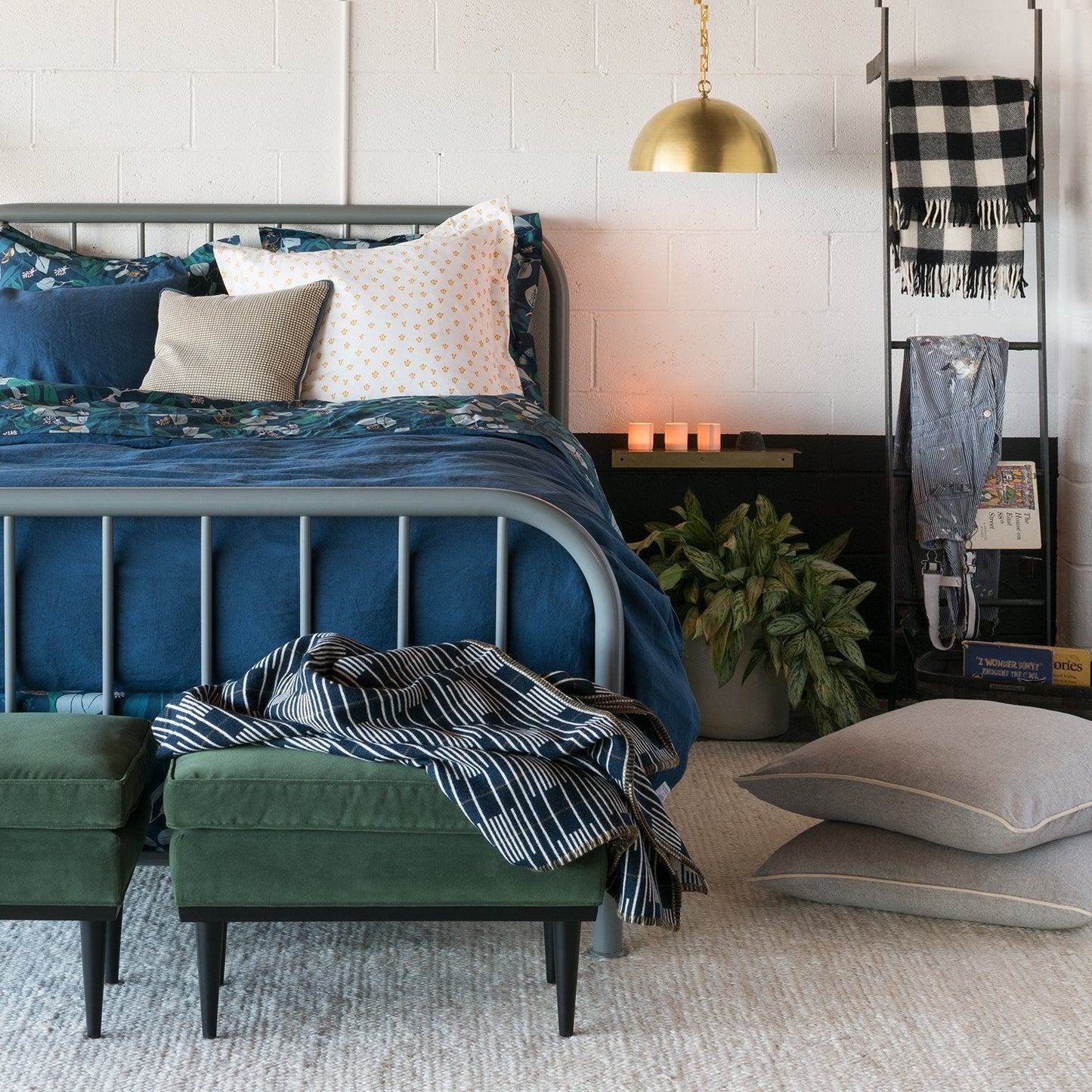 Classic Piped Pillow