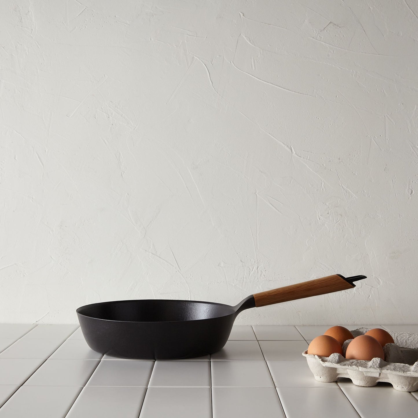 Vermicular Lightweight Japanese Cast-Iron Frying Pan