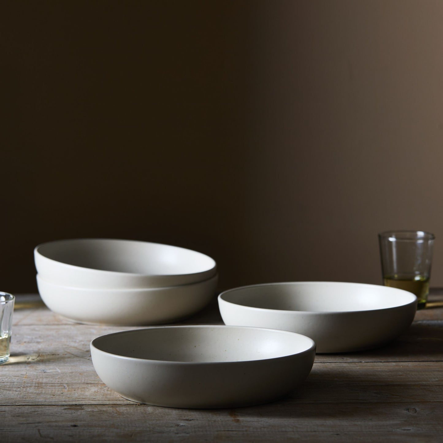 Modern Classic Ceramic Dinnerware