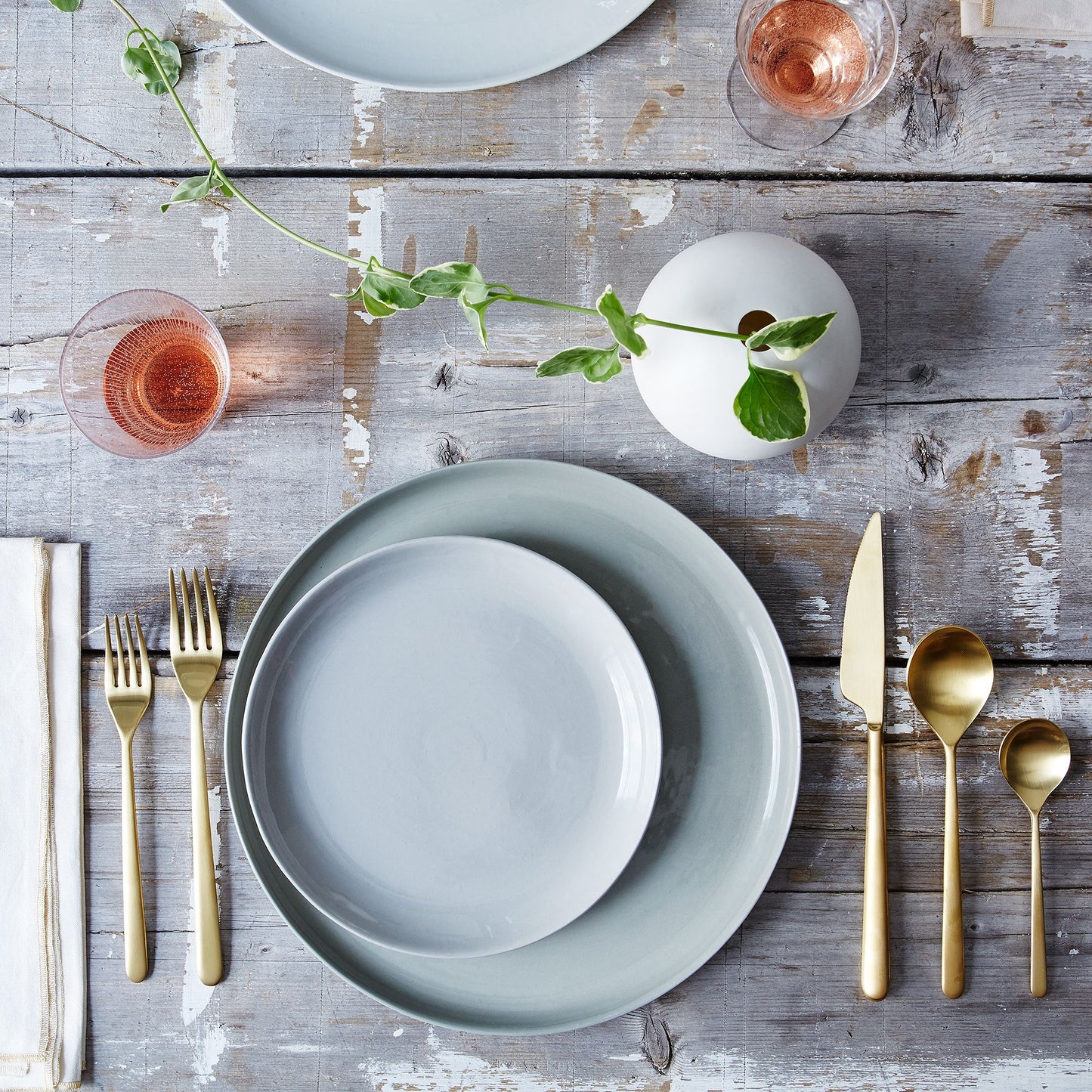 Linea Italian Flatware Sets