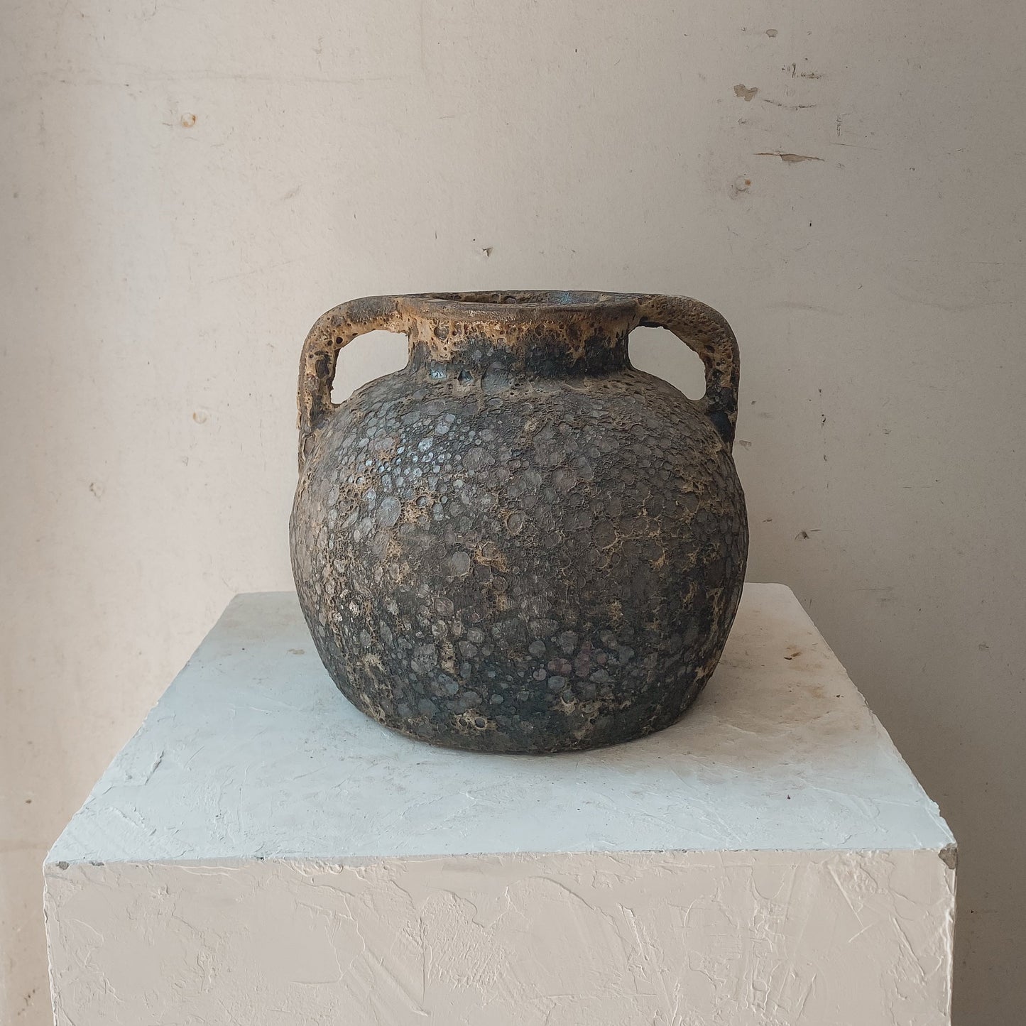 Maison Luna Sarin 9" x 10" Vessel