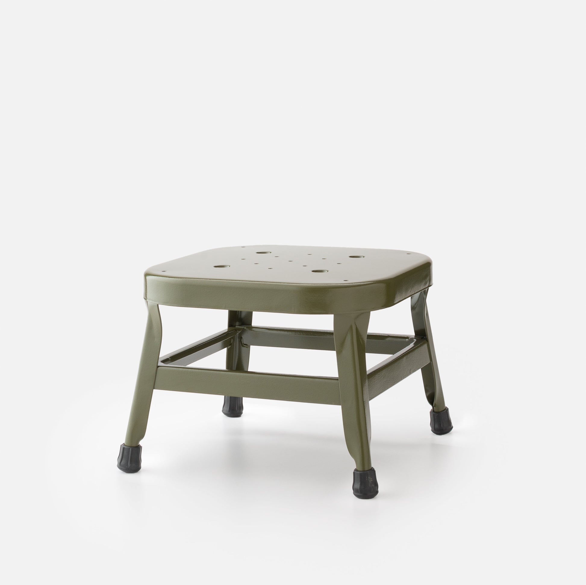 Schoolhouse Utility Stool 10"::Alder-gloss::Main
