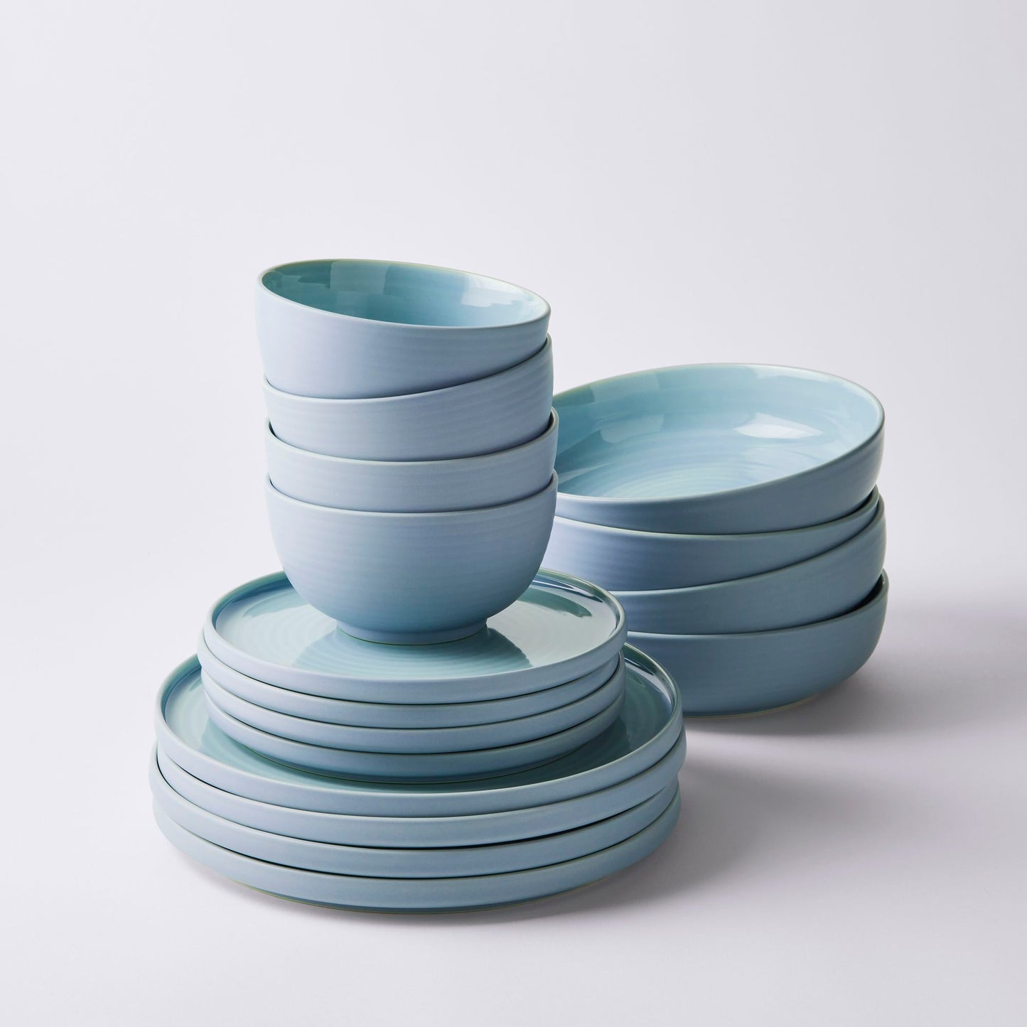 Essential Stoneware Dinnerware