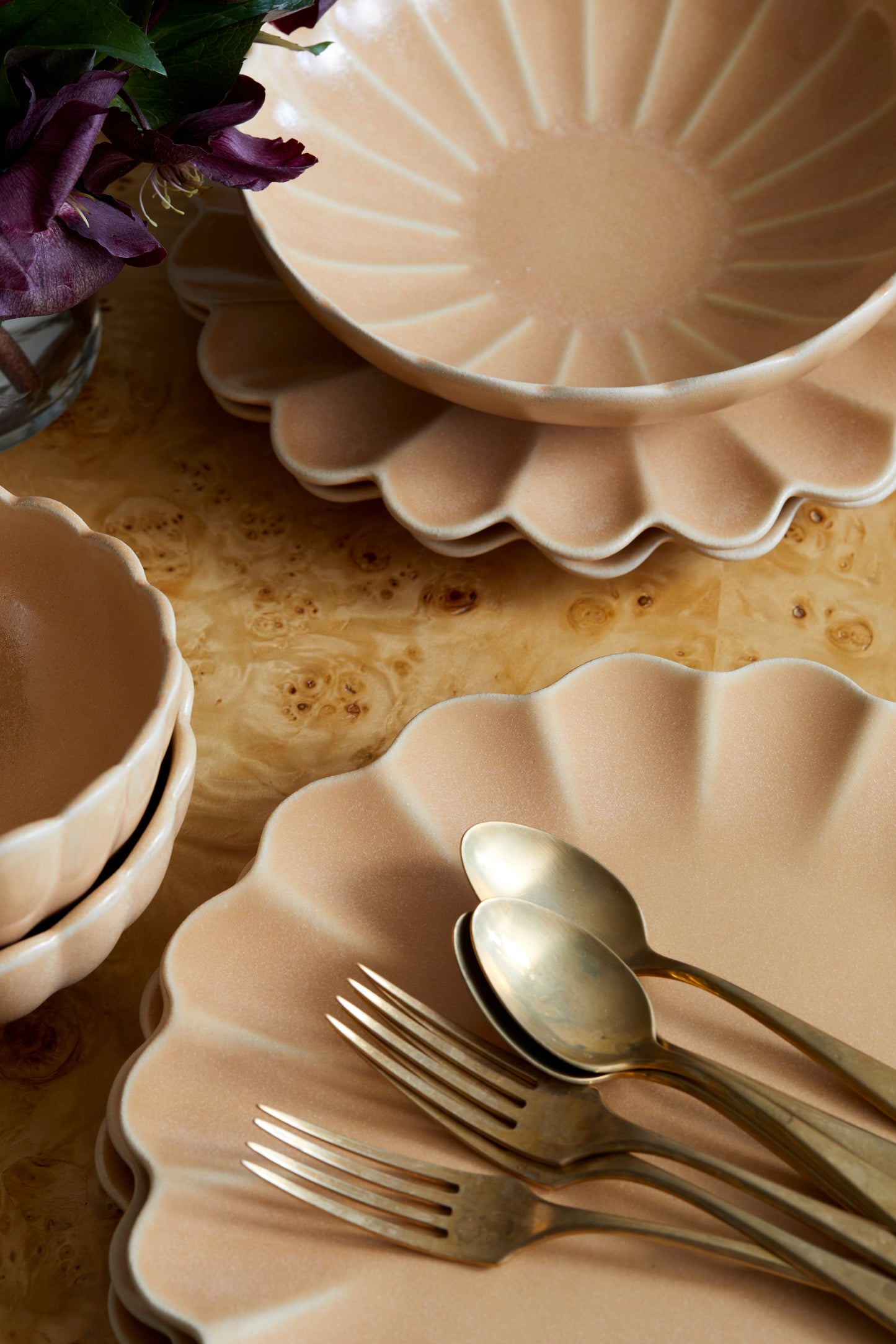 Dhalia Stoneware Dinner Plates, Set of 4 - Camel