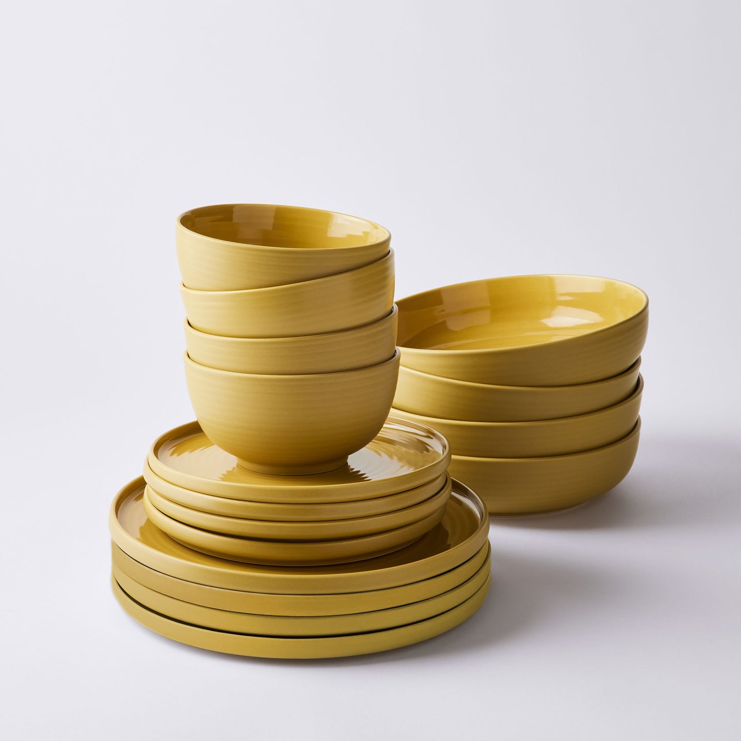 Essential Stoneware Dinnerware