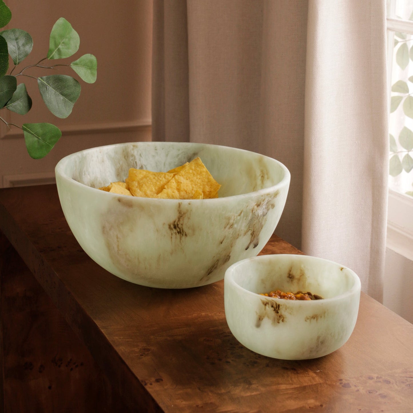 Resin Giada Large Bowl