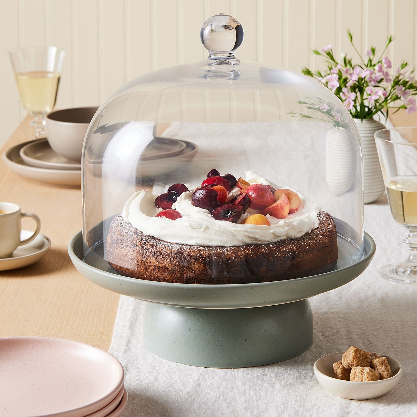 Modern Classic Ceramic Cake Stand