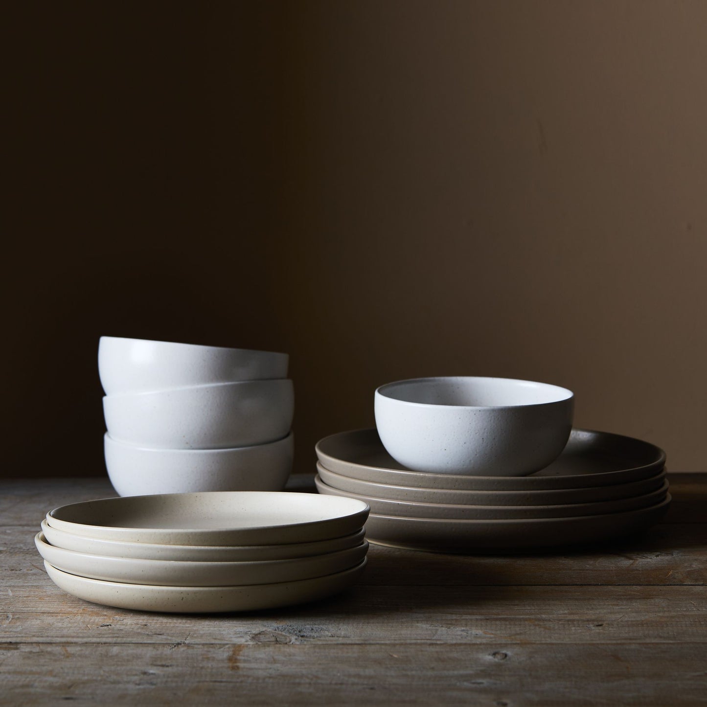 Modern Classic Ceramic Dinnerware