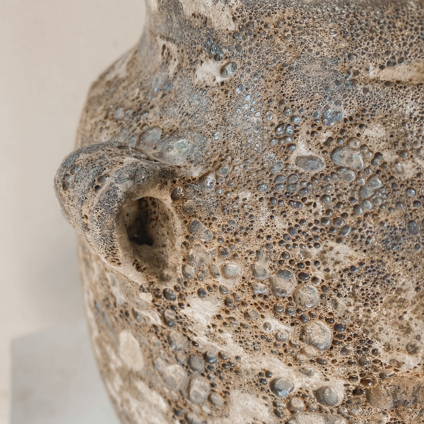 Maison Luna Kuma 13" x 10" Vessel