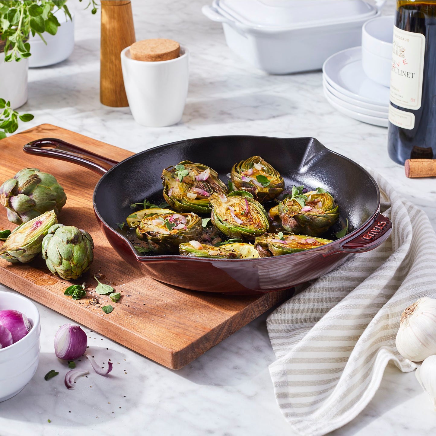 Staub Enameled Cast-Iron Frying Pan, 10"