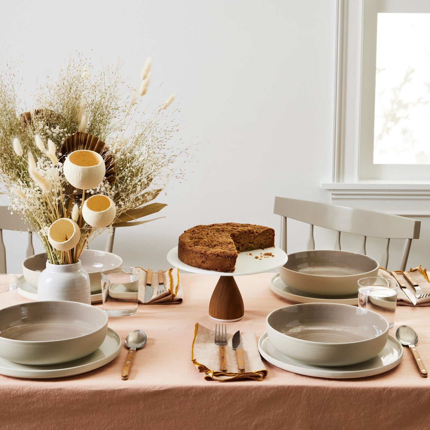Essential Stoneware Dinnerware
