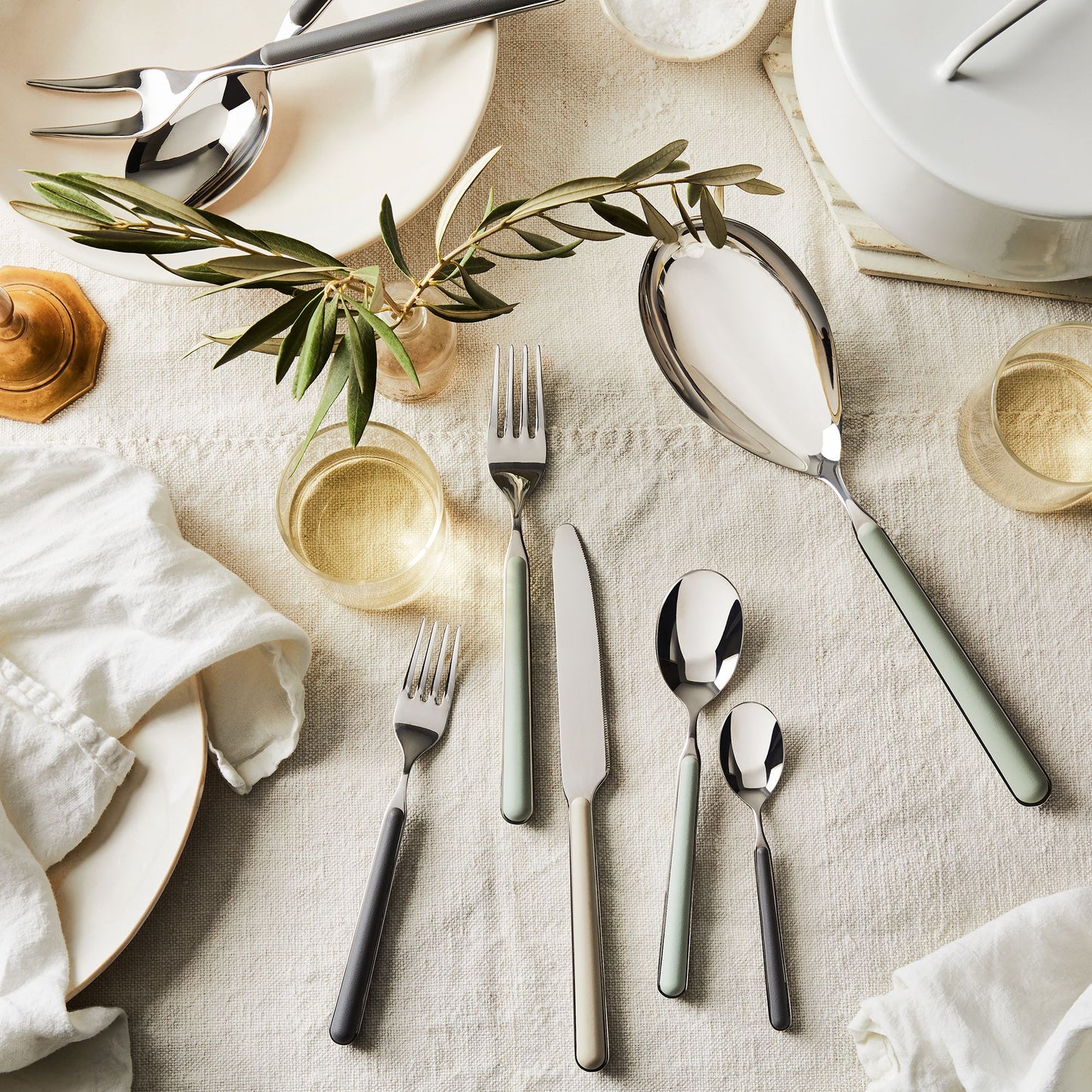 Fantasia Italian Flatware Sets