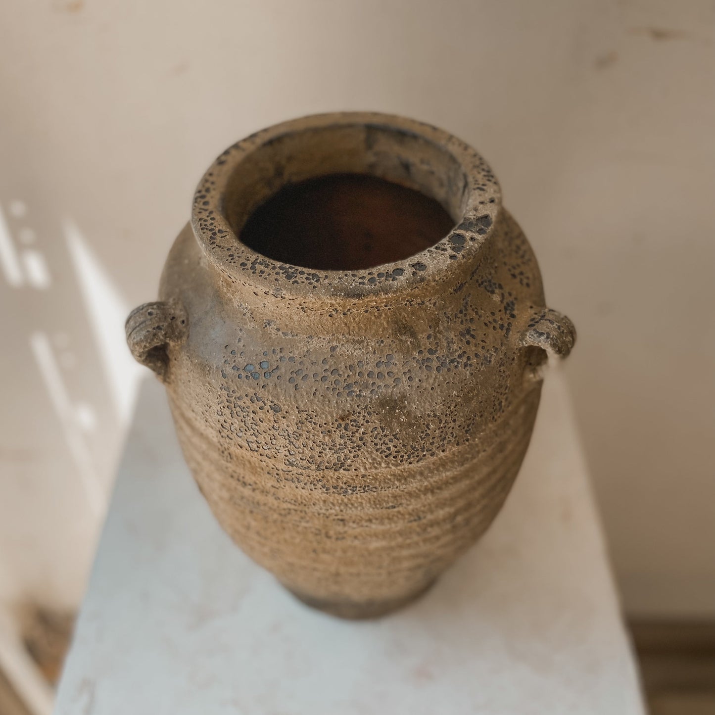 Maison Luna Kuma 13" x 10" Vessel