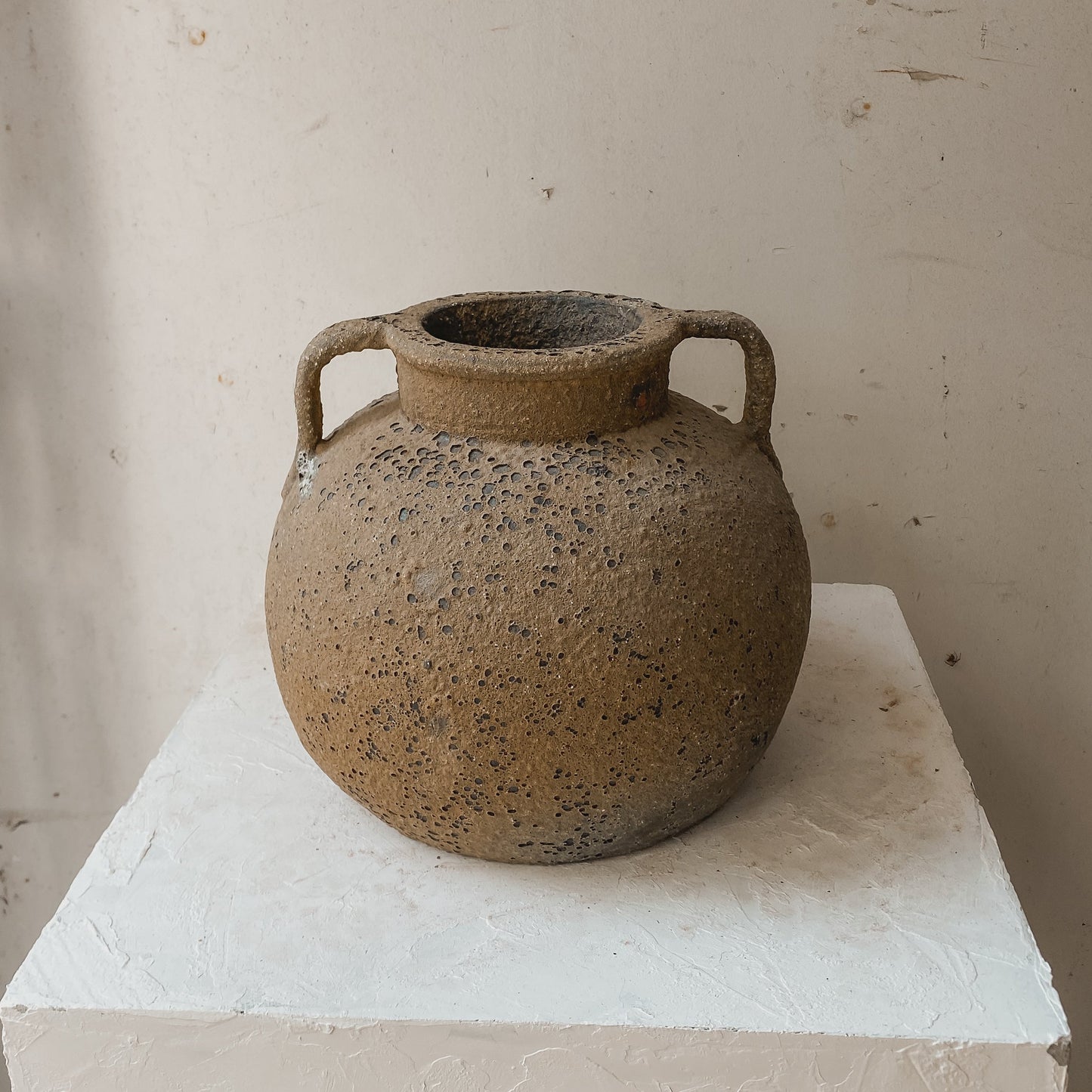 Maison Luna Sarin 9" x 10" Vessel