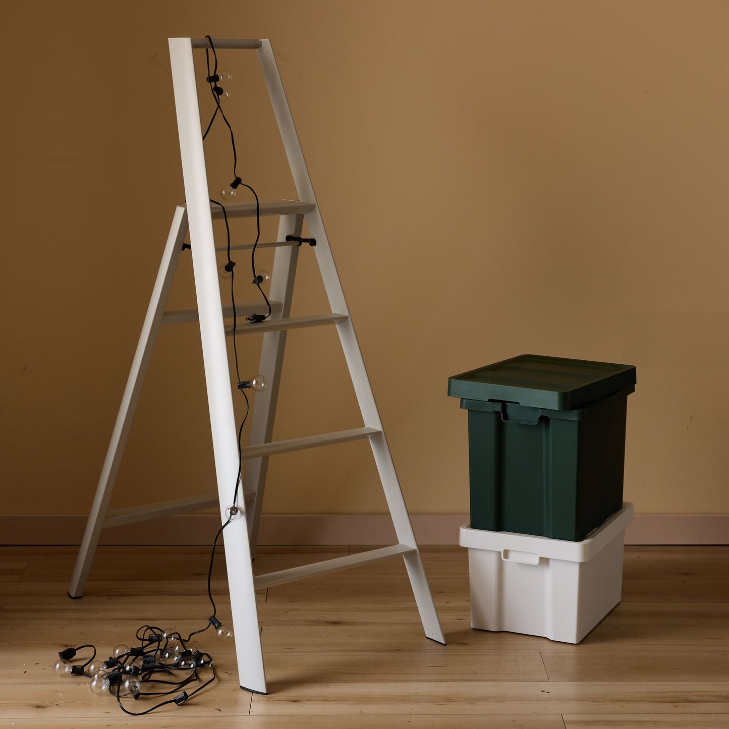 Hasegawa Lucano Lightweight Japanese Step Ladder