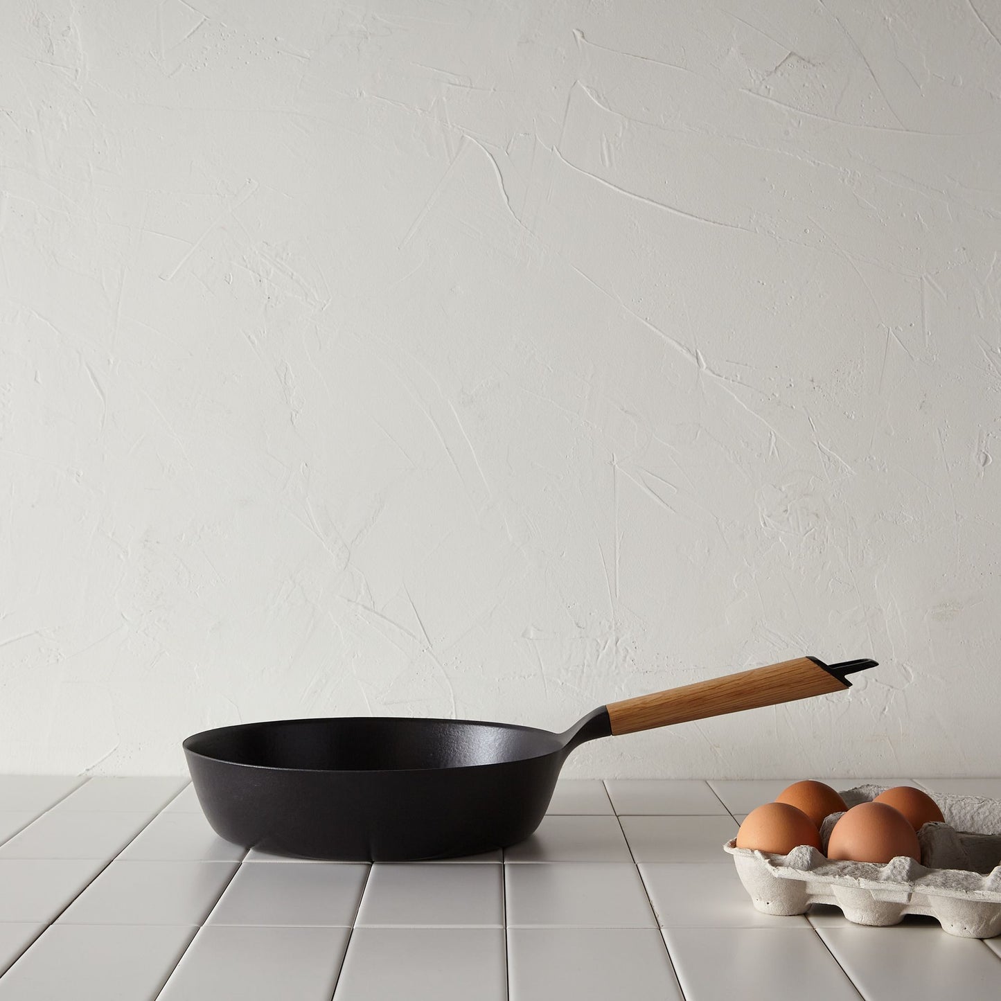 Vermicular Lightweight Japanese Cast-Iron Frying Pan