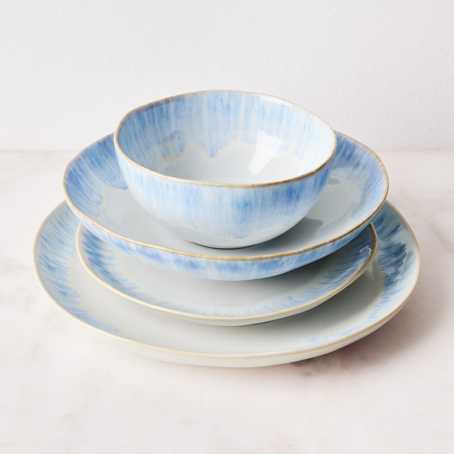 Brisa Ceramic Dinnerware
