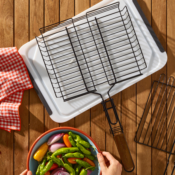 Nonstick Rectangular Grilling Basket With Folding Handle