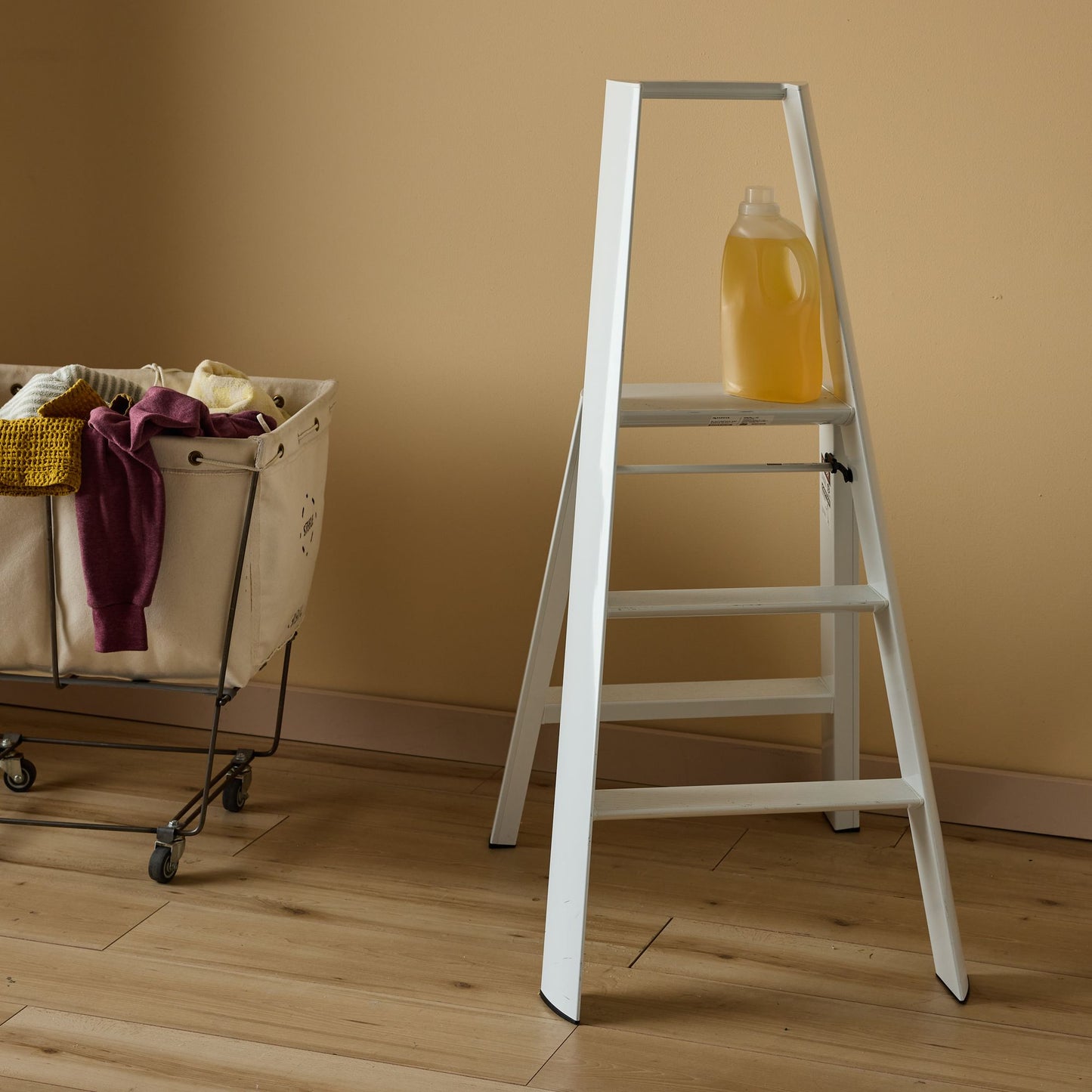 Hasegawa Lucano Lightweight Japanese Step Ladder
