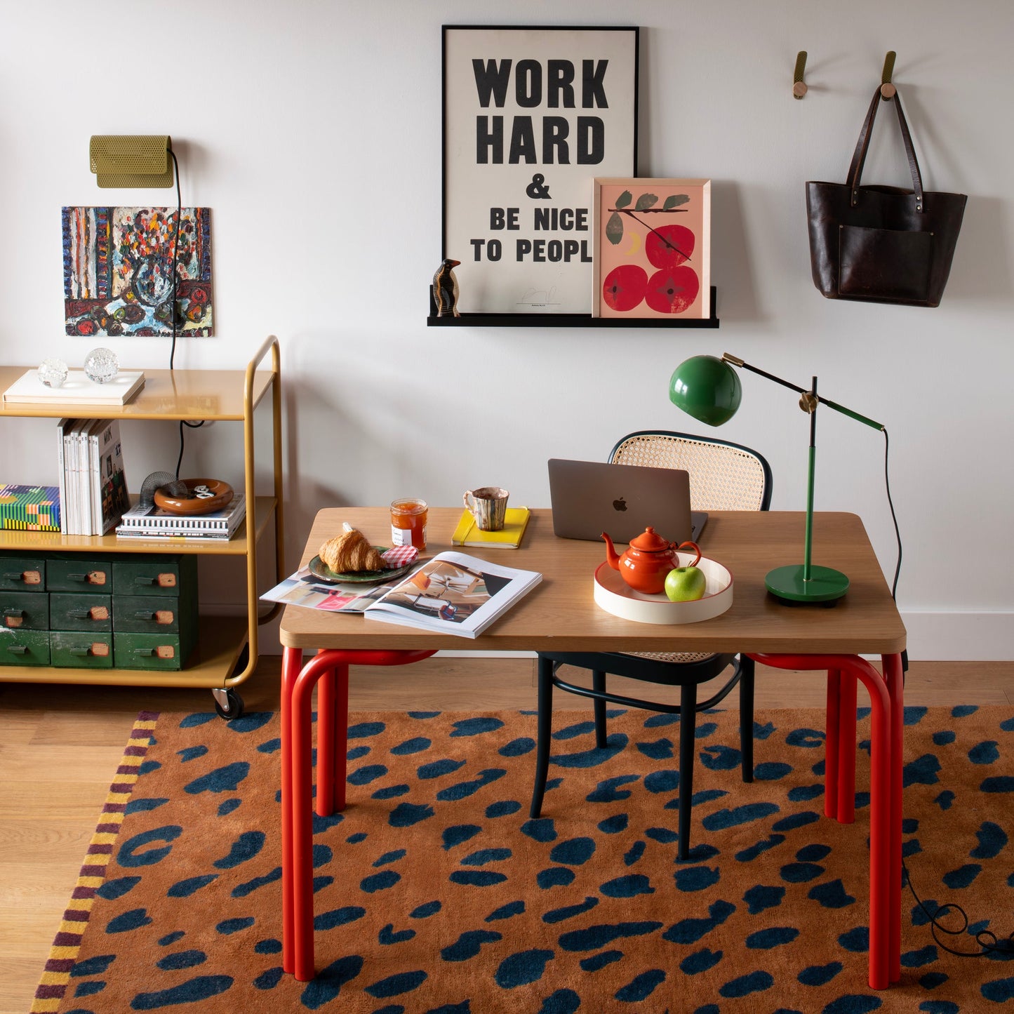 Brake Angle Picture Ledge