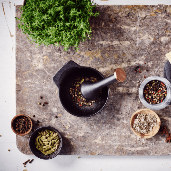 Alva Nori Cast-Iron Mortar & Pestle